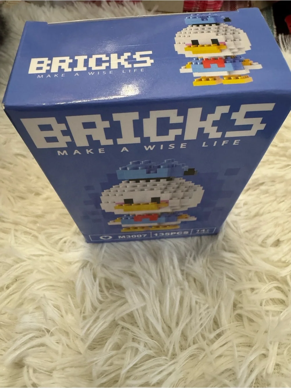 BRICKS Donald Duck Nano Building Block Set - 135 PCS